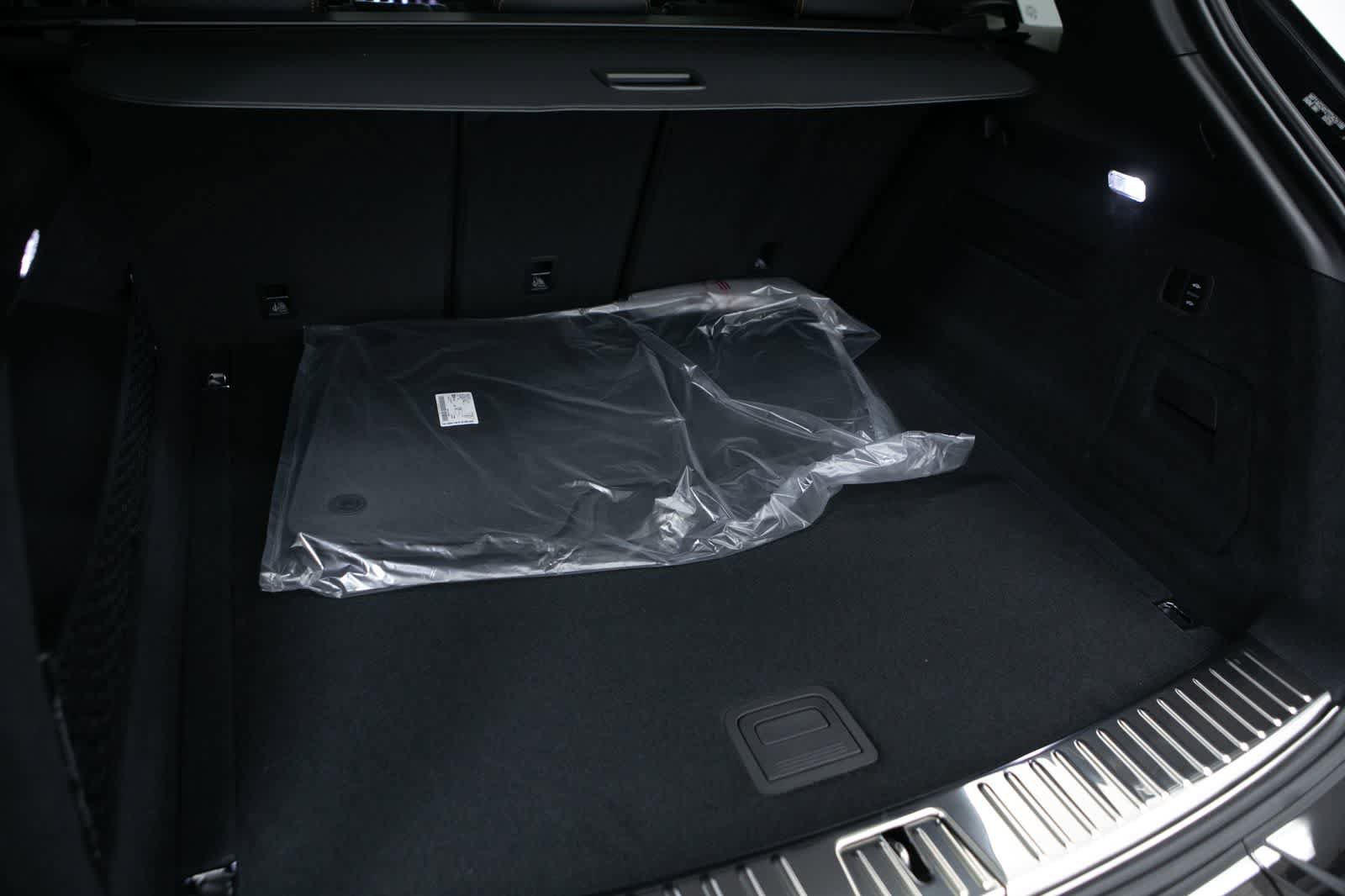 New 2026 Porsche Cayenne GTS AWD/4WD image 39