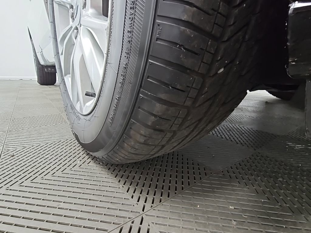 Used 2023 Cadillac XT6 Luxury image 50