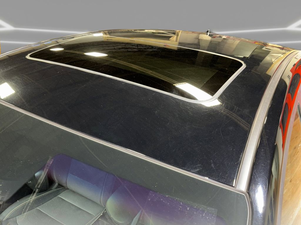 Used 2019 Hyundai Ioniq Limited image 12