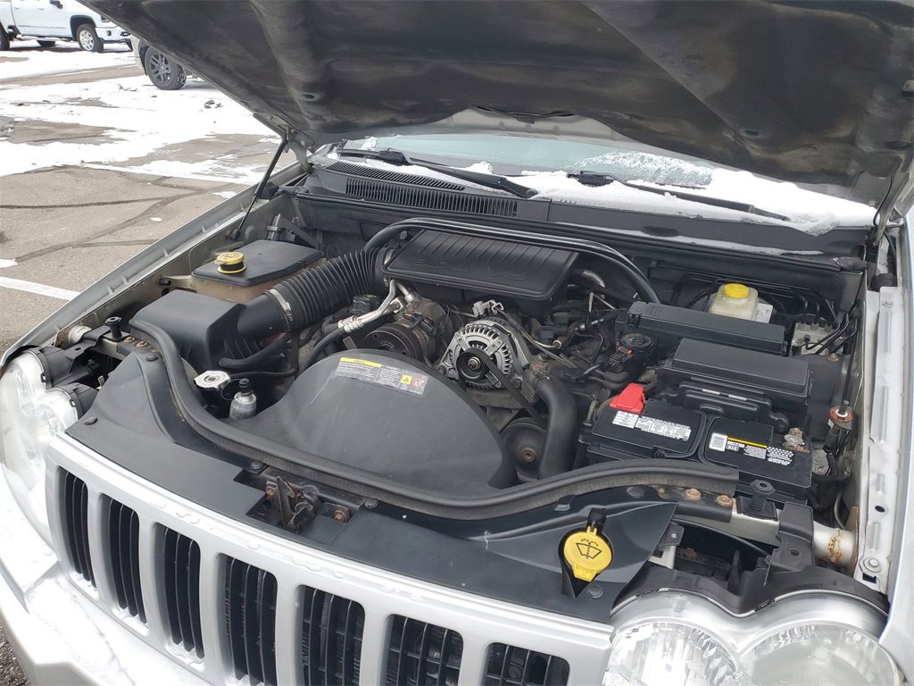 Used 2007 Jeep Grand Cherokee Laredo image 28