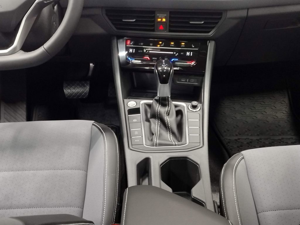 New 2026 Volkswagen Jetta SE image 33