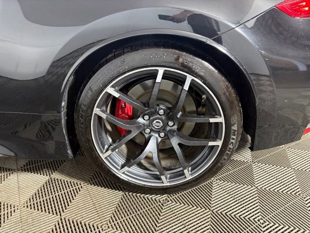 Used 2019 Nissan 370Z NISMO RWD image 22