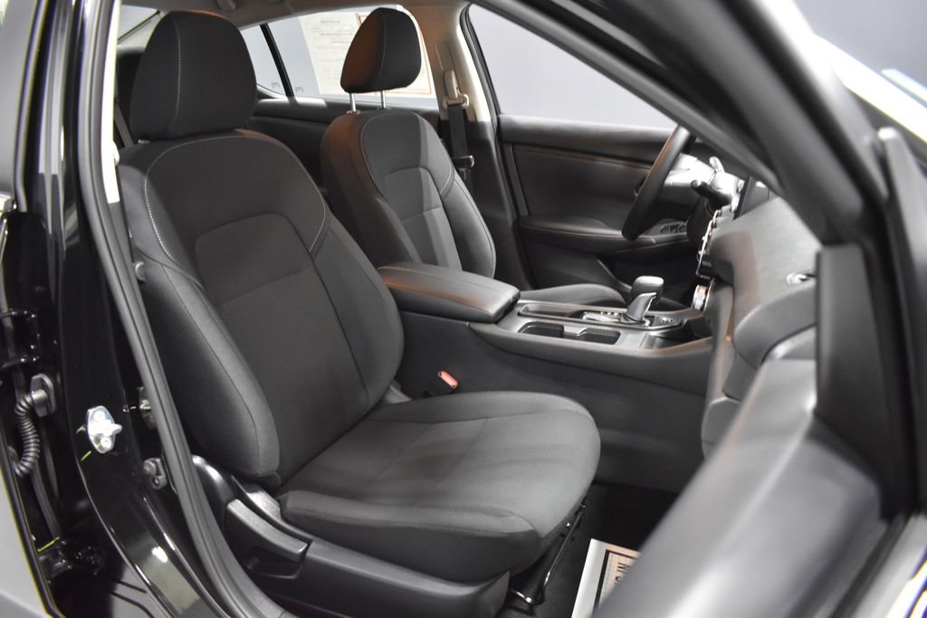 Used 2025 Nissan Sentra S image 13