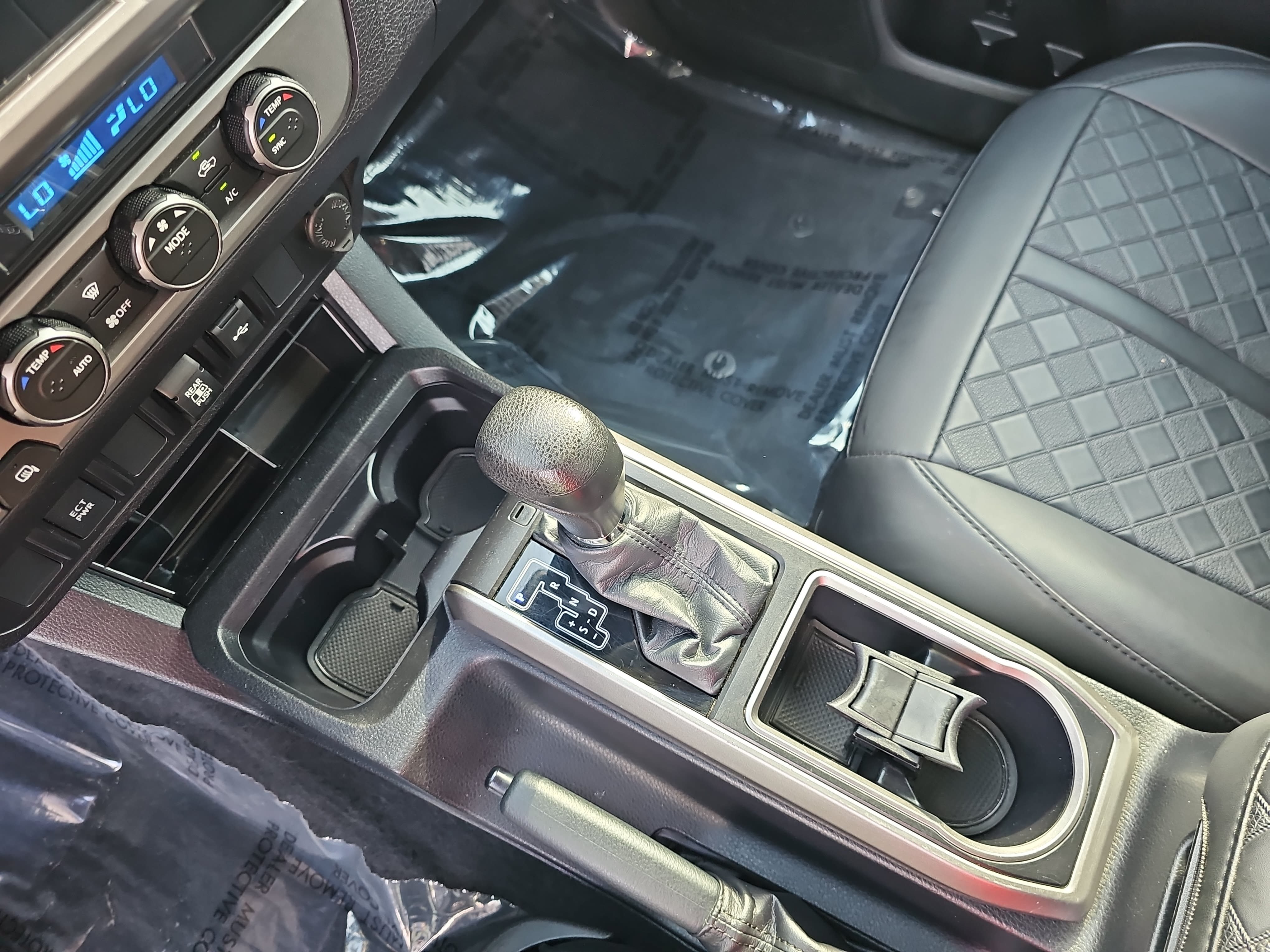Used 2021 Toyota Tacoma SR5 RWD image 25