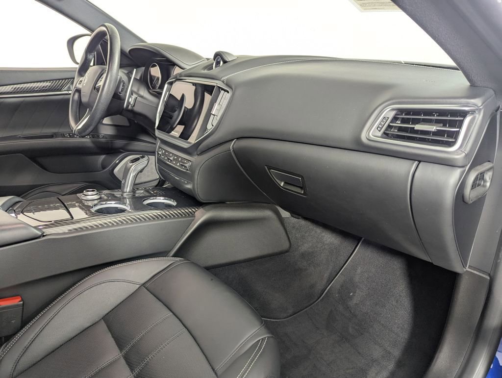 Used 2021 Maserati Ghibli S GranSport Q4 image 37
