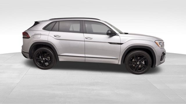 Certified 2026 Volkswagen Atlas Cross Sport SEL R-Line AWD/4WD image 10