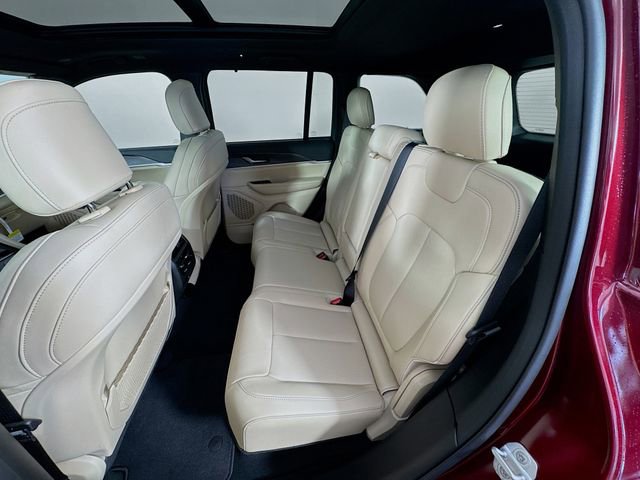 New 2025 Jeep Grand Cherokee Limited w/ Luxury Tech Group II image 28