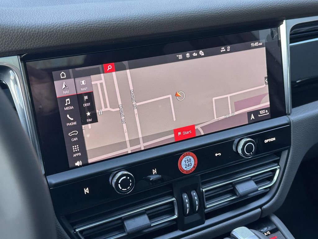 New 2026 Porsche Macan AWD/4WD image 24