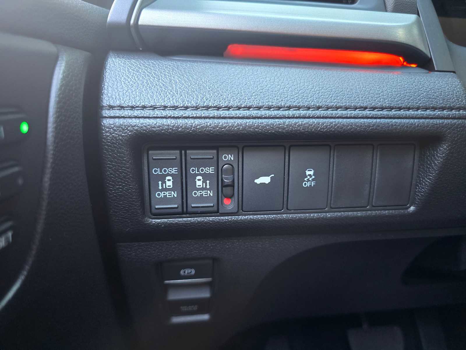 Used 2025 Honda Odyssey Sport-L image 30