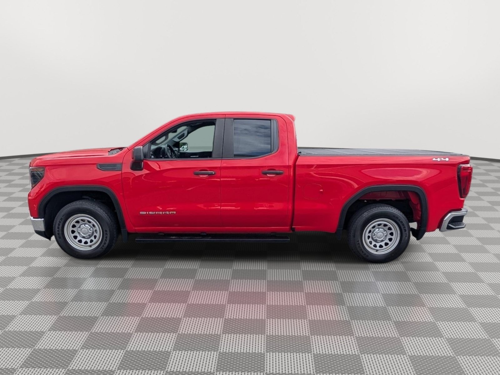 Used 2023 GMC Sierra 1500 Pro w/ Pro Value Package AWD/4WD image 2