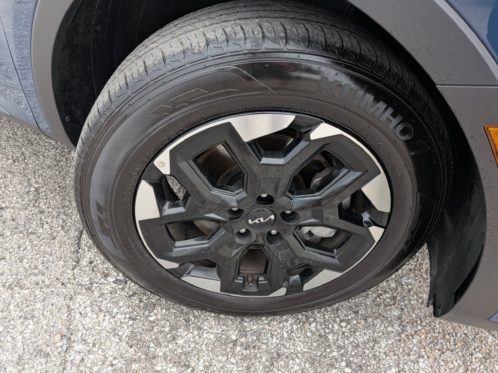 Used 2026 Kia Sorento S FWD image 8