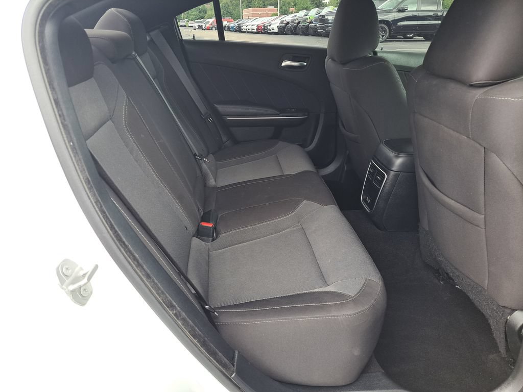 Used 2020 Dodge Charger SXT RWD image 28