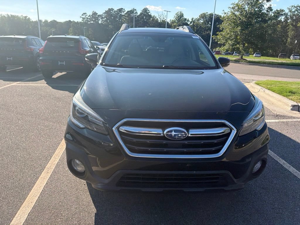 Used 2018 Subaru Outback 2.5i Limited AWD/4WD image 4