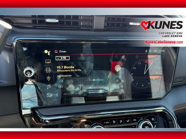 Used 2024 GMC Sierra 2500 AT4 image 17