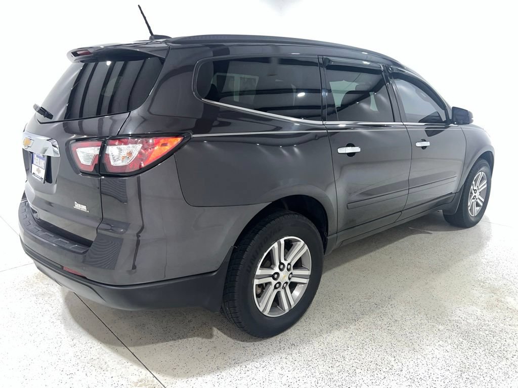 Used 2016 Chevrolet Traverse LT FWD image 5