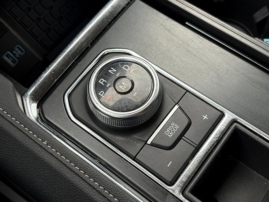 Used 2023 Ford Expedition XLT image 26