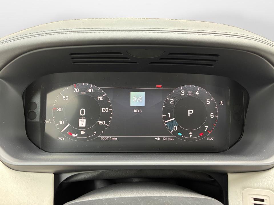 New 2026 Land Rover Discovery Limited Edition AWD/4WD image 11