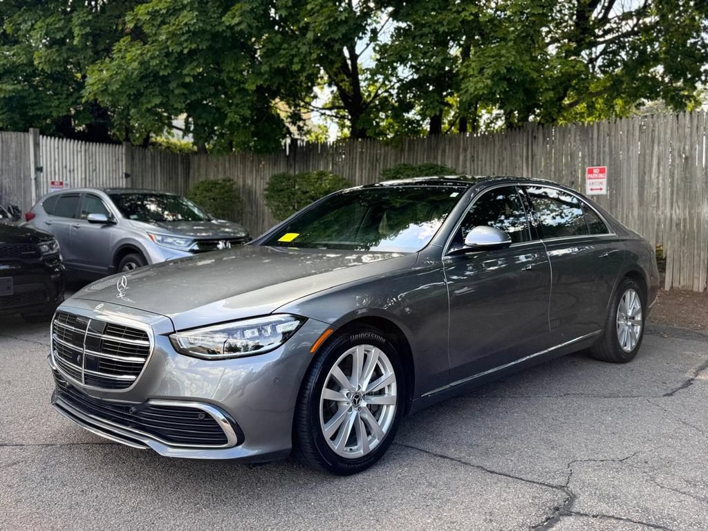 Used 2022 Mercedes-Benz S 500 4MATIC image 2