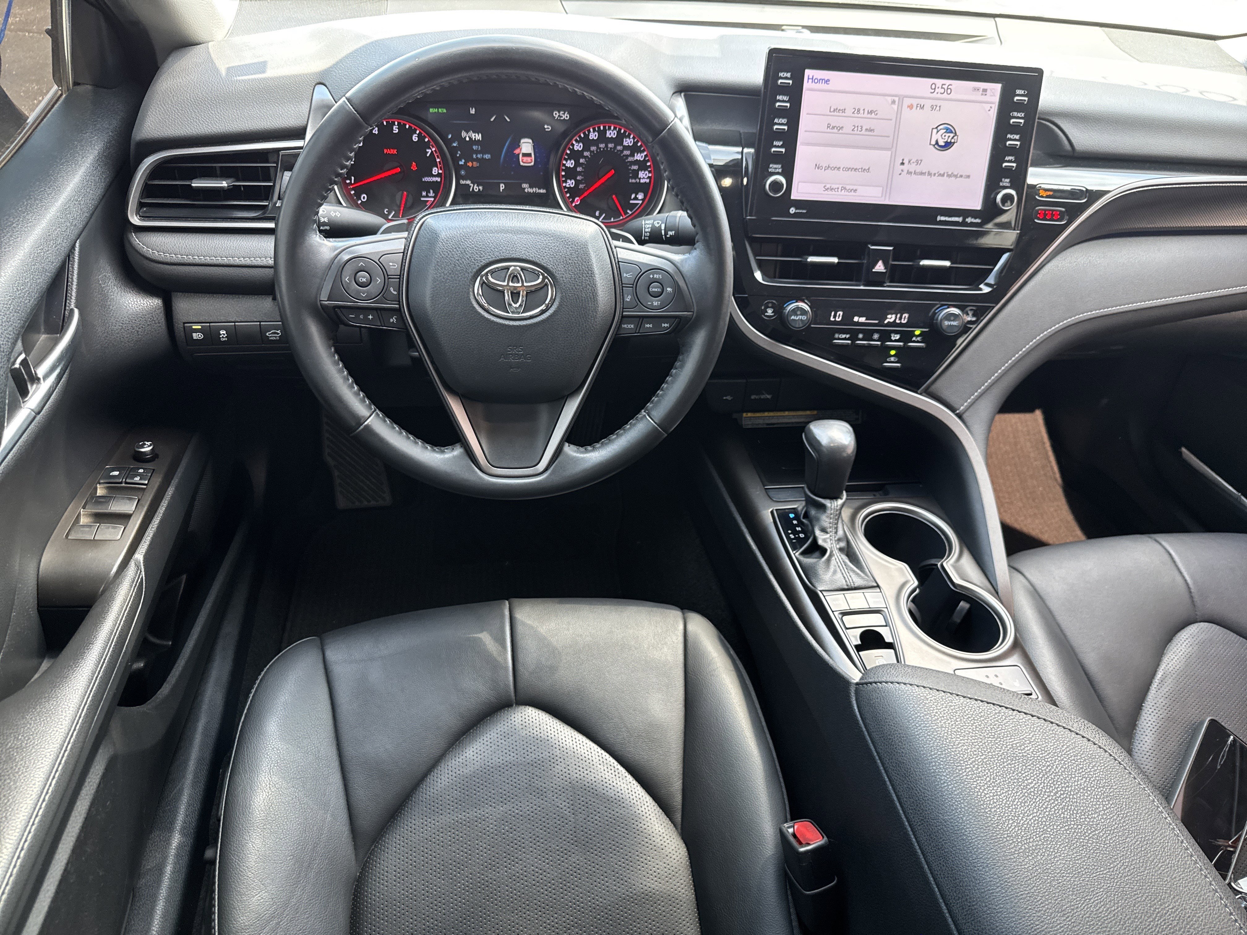Used 2021 Toyota Camry XSE FWD image 12