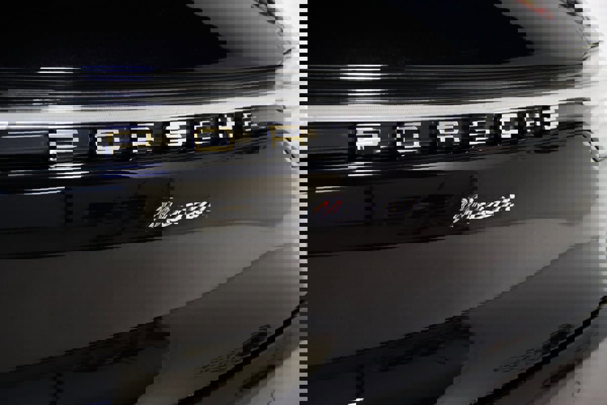 Used 2020 Porsche Macan image 13