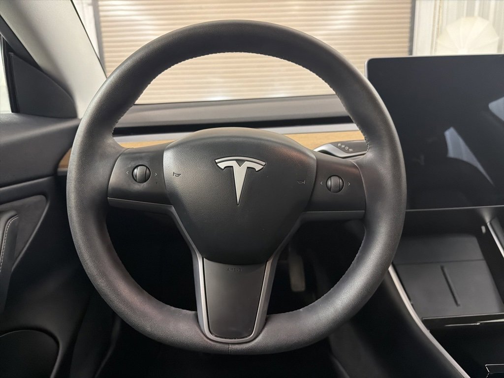 Used 2020 Tesla Model 3 Long Range image 20