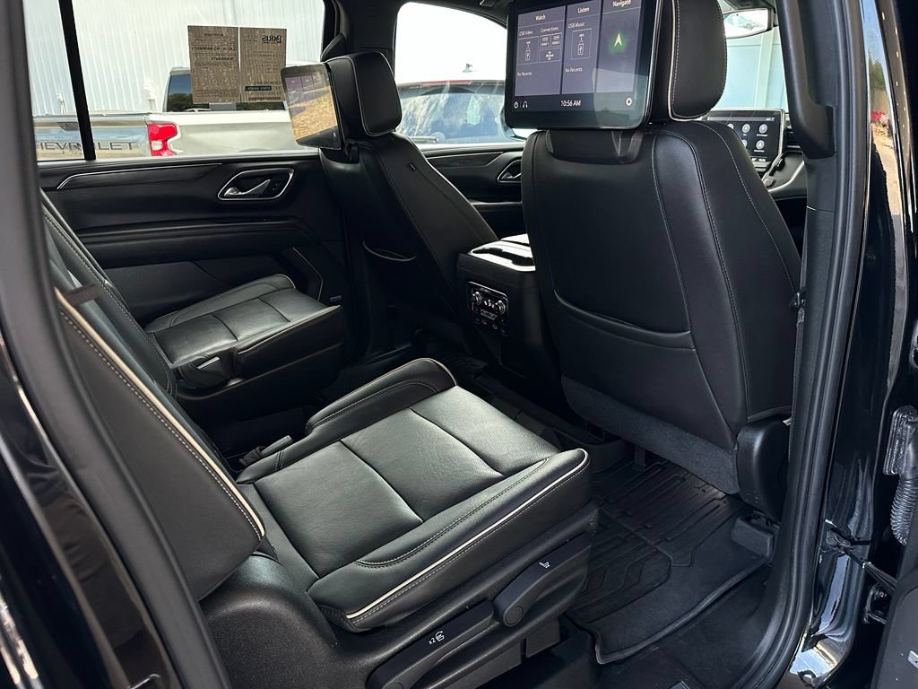 Used 2021 GMC Yukon XL SLT w/ SLT Luxury Plus Package AWD/4WD image 19