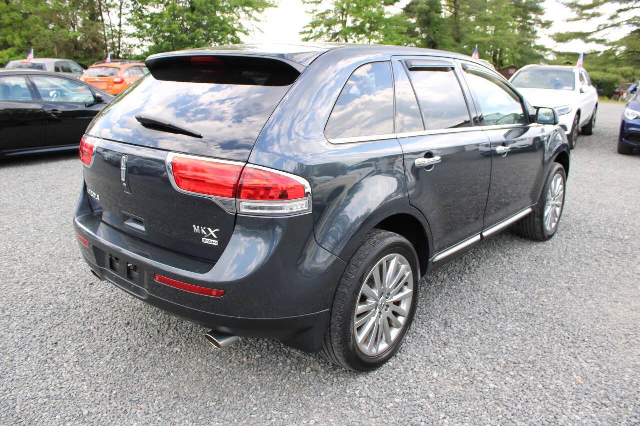 Used 2013 Lincoln MKX AWD image 7