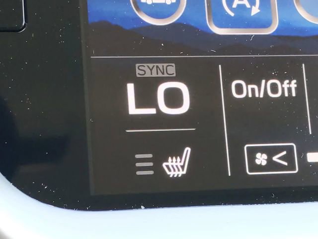 Used 2022 Subaru Outback Premium AWD/4WD image 18