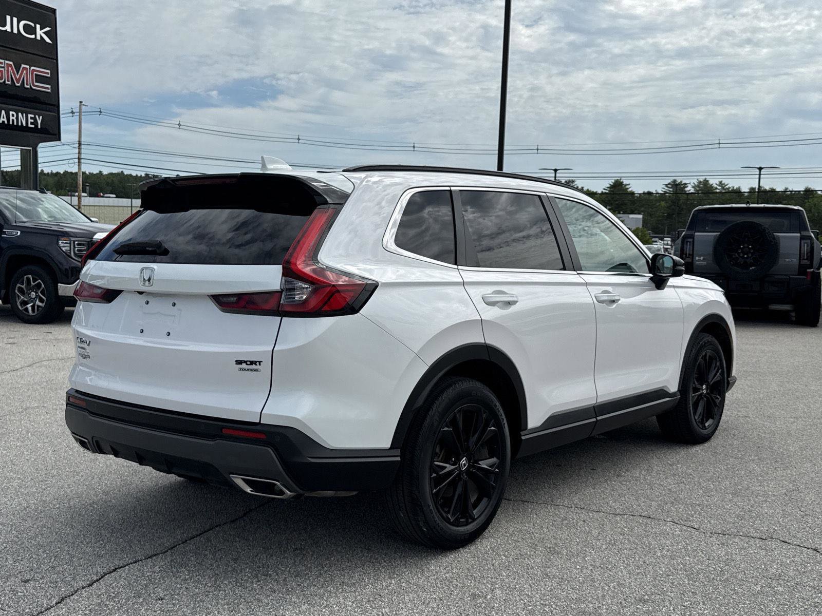 Used 2025 Honda CR-V Sport Touring image 5