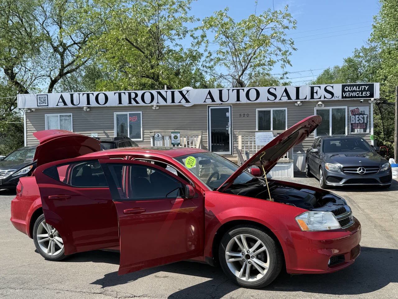 Used 2011 Dodge Avenger Heat FWD image 22