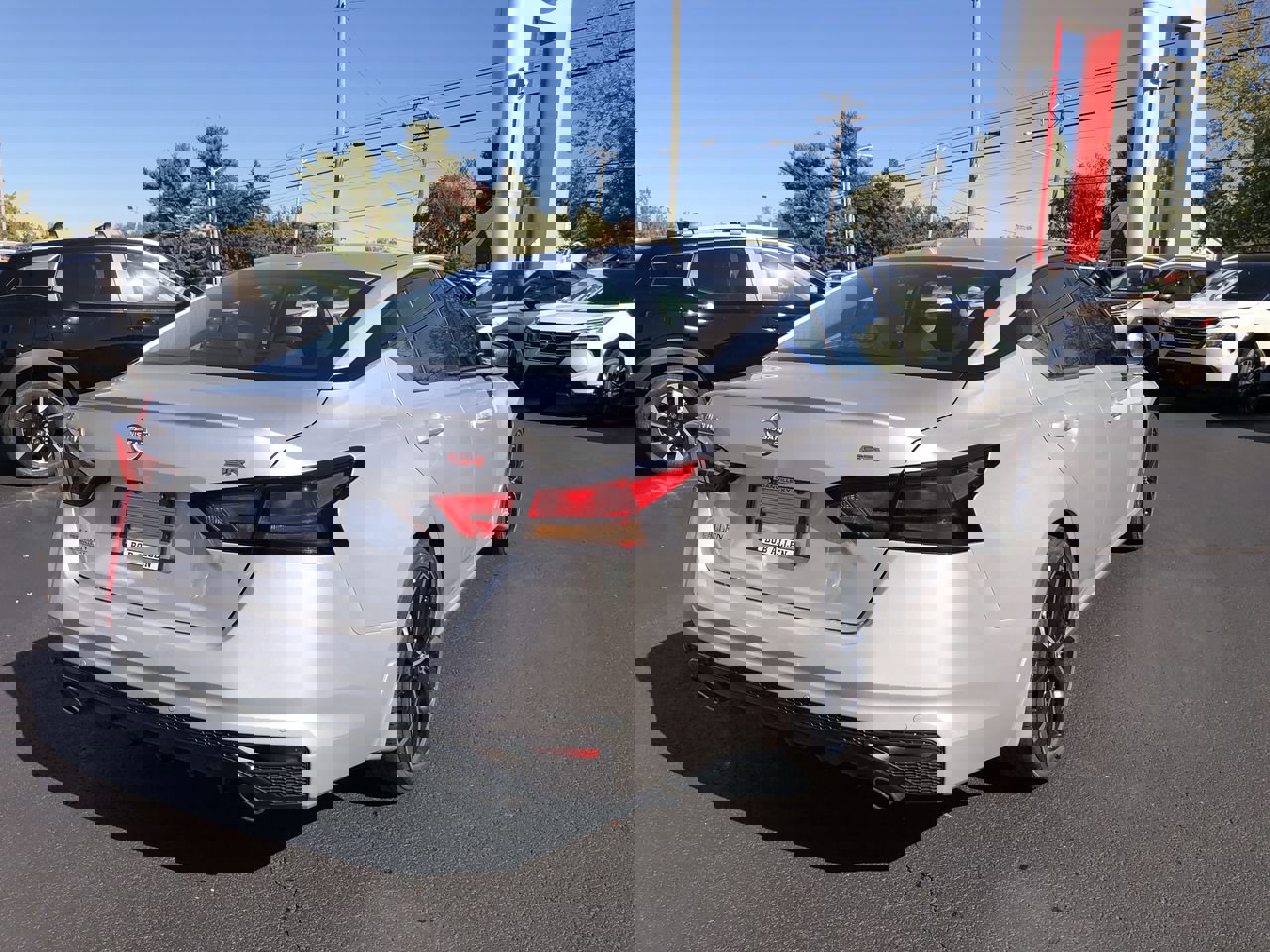 New 2025 Nissan Altima 2.5 SR w/ SR Premium Package image 13