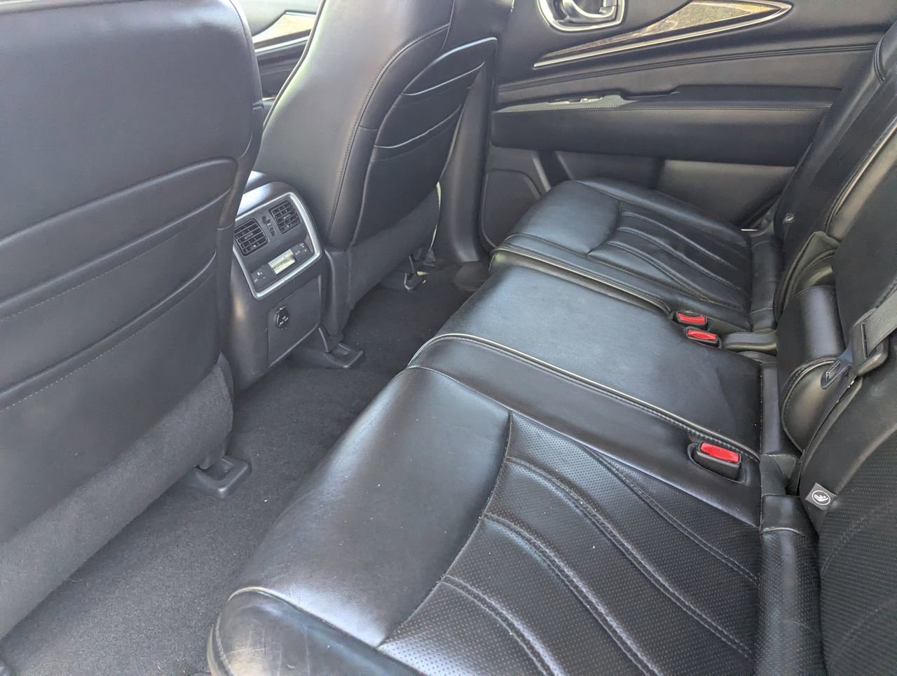 Used 2015 INFINITI QX60 FWD w/ Premium Plus Package image 16