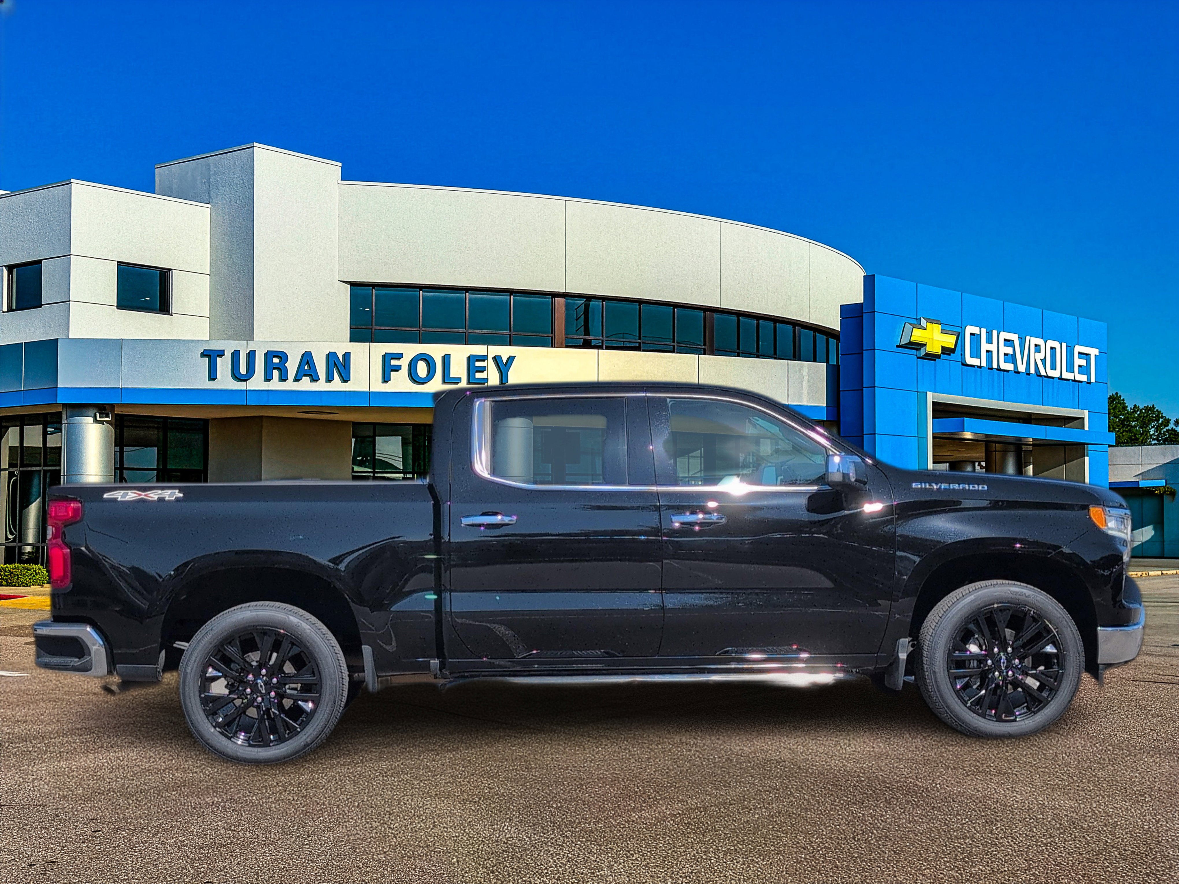 Used 2024 Chevrolet Silverado 1500 LTZ w/ LTZ Convenience Package II image 8