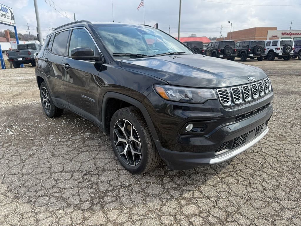 Used 2025 Jeep Compass Limited image 8