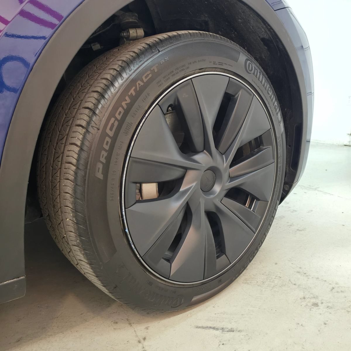 Used 2024 Tesla Model Y Long Range AWD/4WD image 12