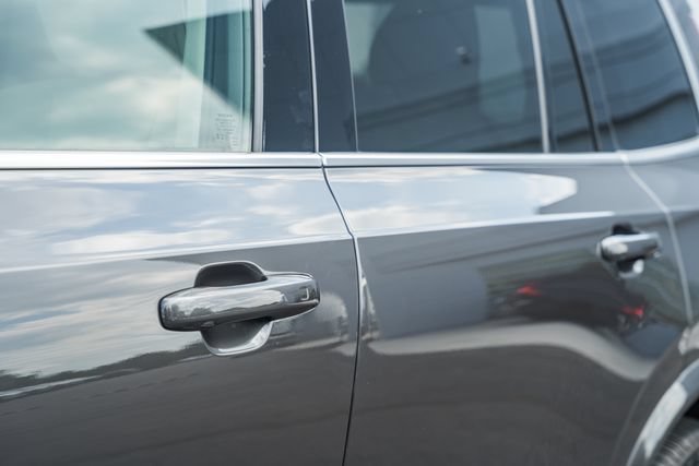 Certified 2024 Volvo XC90 B6 Plus w/ Protection Package Premier AWD/4WD image 17