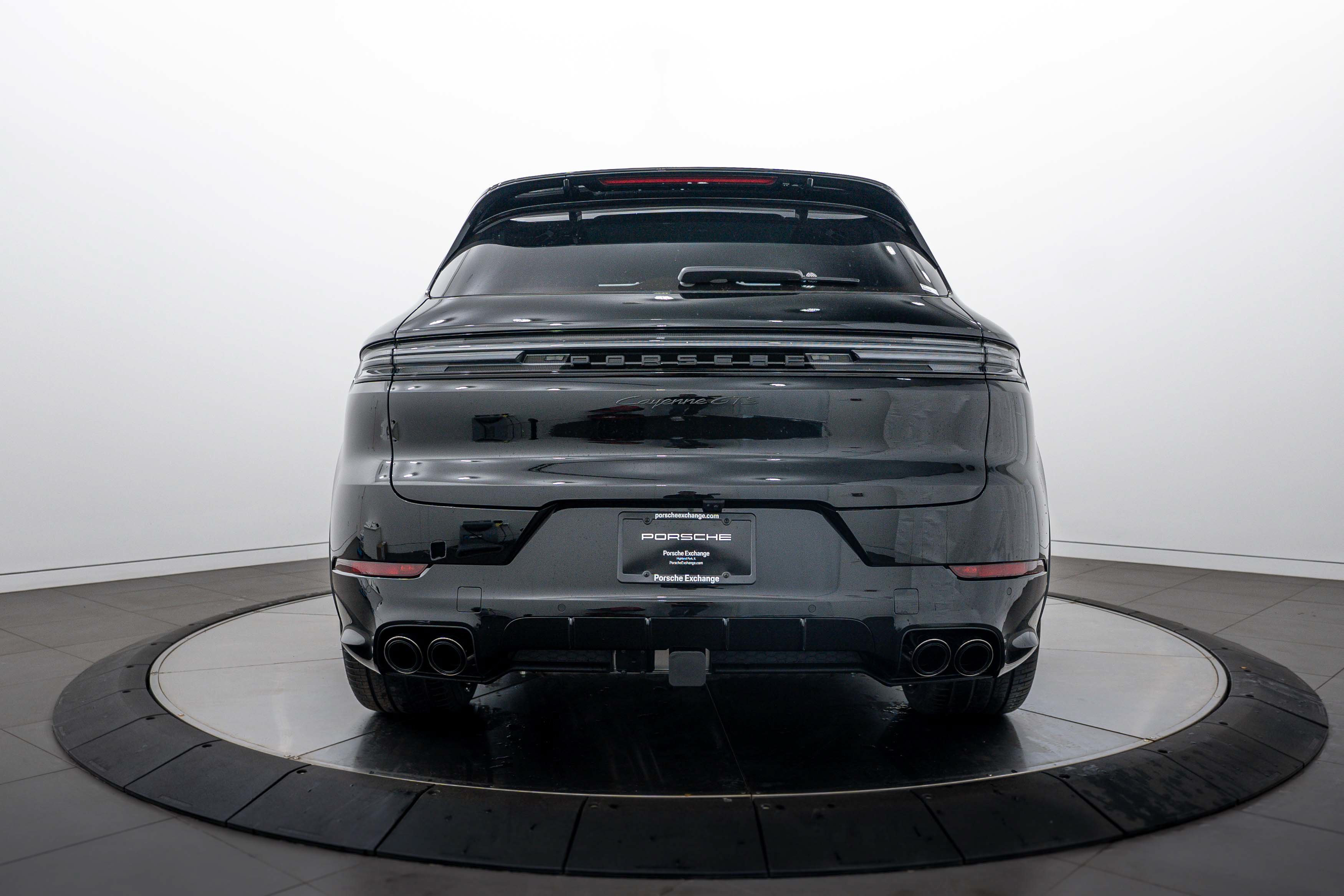 New 2026 Porsche Cayenne GTS AWD/4WD image 6