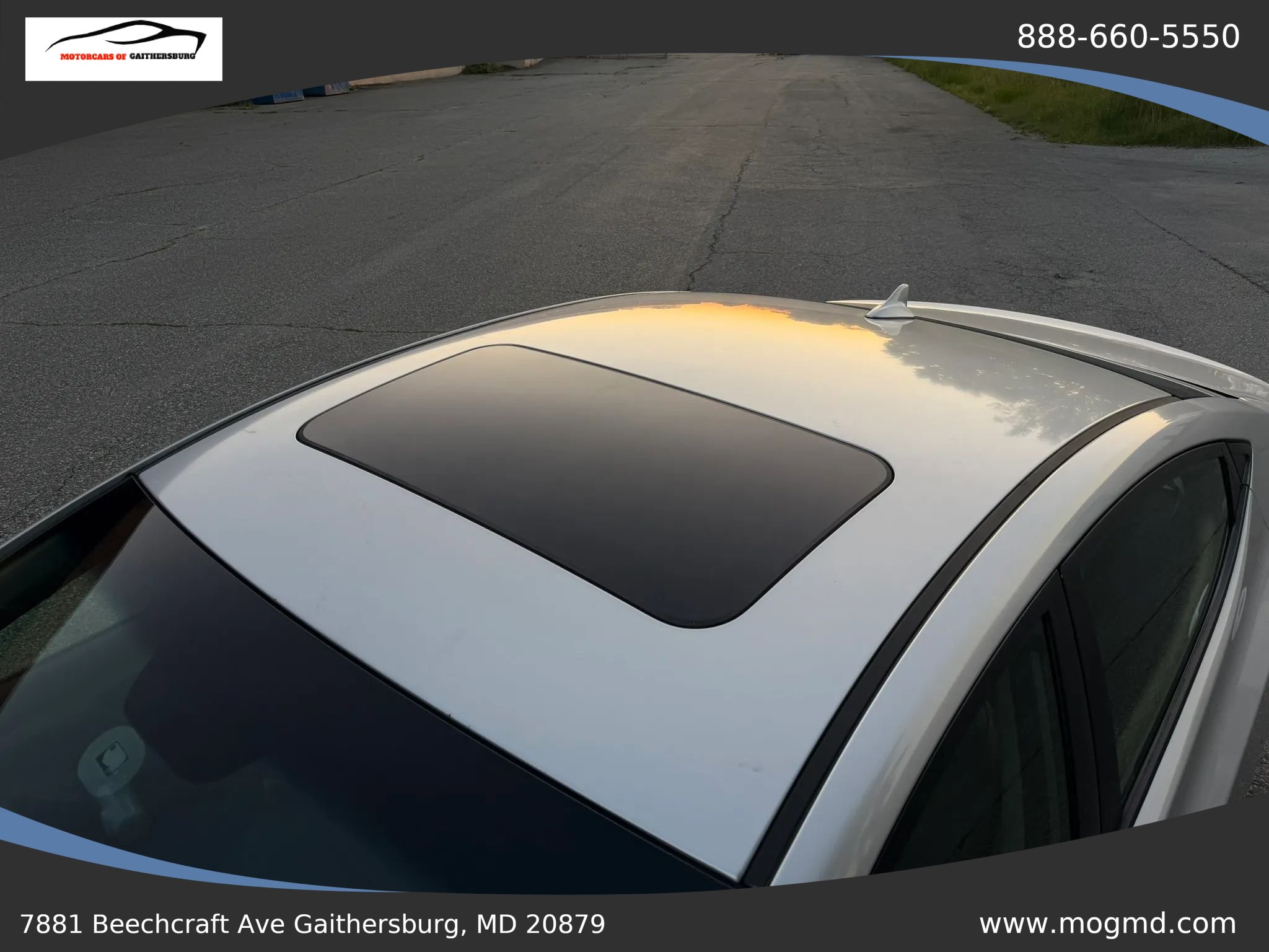 Used 2012 Hyundai Elantra Limited w/ Technology Pkg 5 FWD image 13