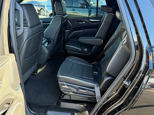 Used 2024 Cadillac Escalade Sport RWD image 12