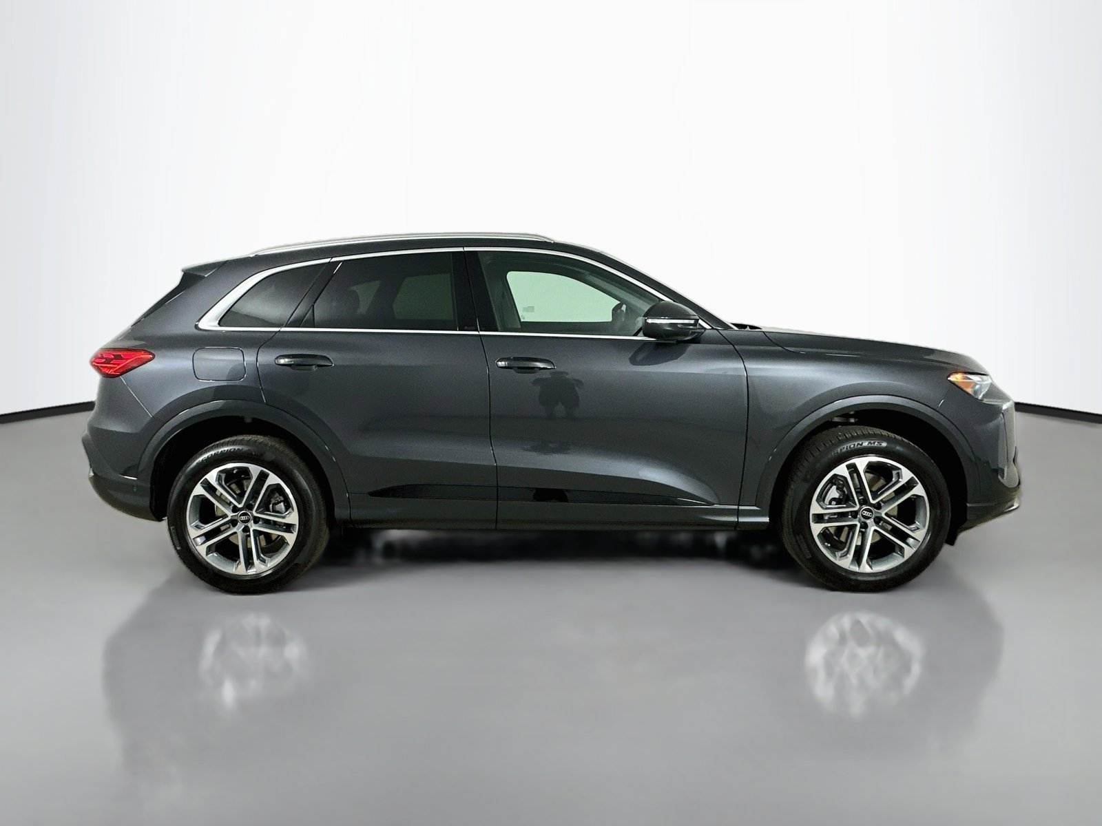 New 2026 Audi Q5 Premium AWD/4WD image 4