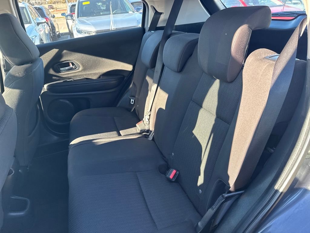 Used 2017 Honda HR-V LX image 33