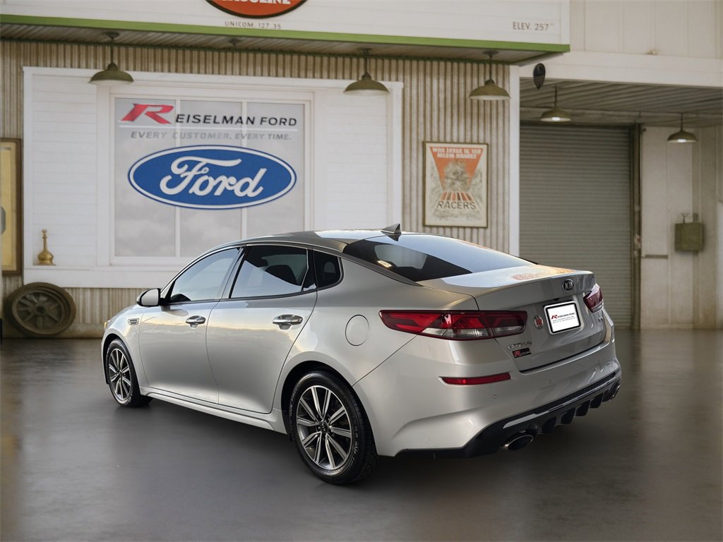 Used 2019 Kia Optima EX image 4