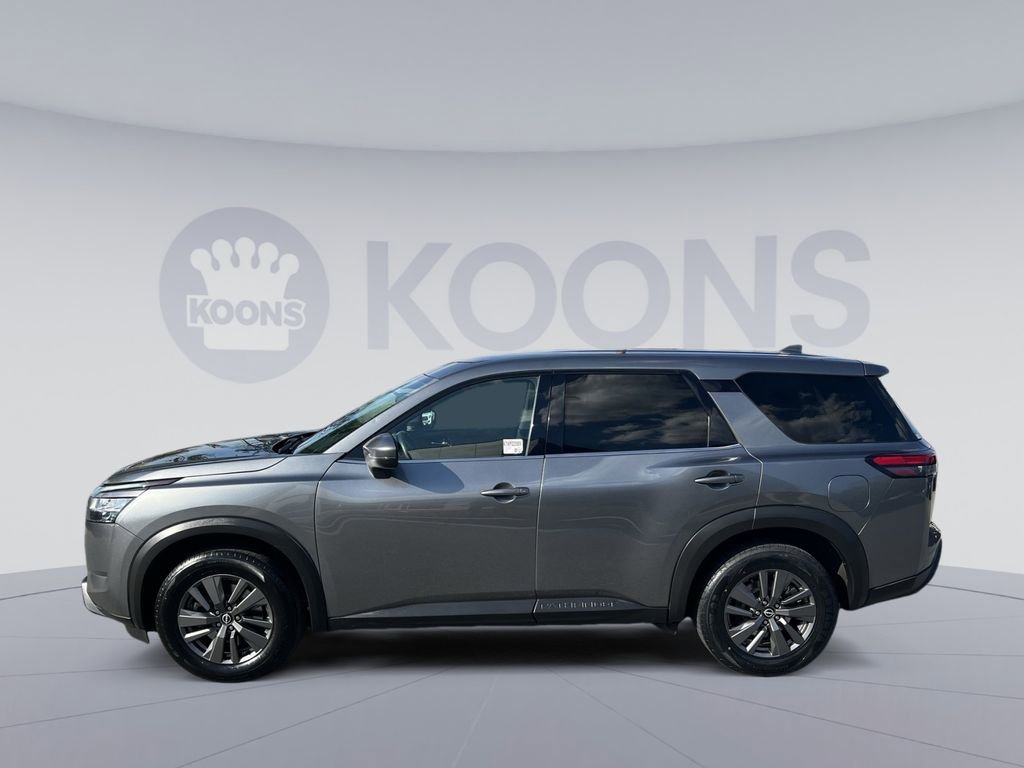 Used 2022 Nissan Pathfinder S AWD/4WD image 13