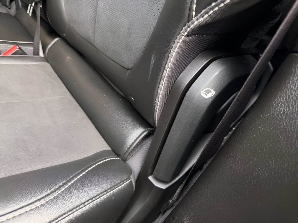 Used 2024 Jeep Grand Cherokee Altitude image 27