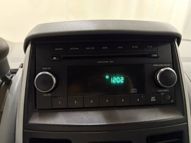 Used 2010 Dodge Grand Caravan SE w/ Climate Group image 25