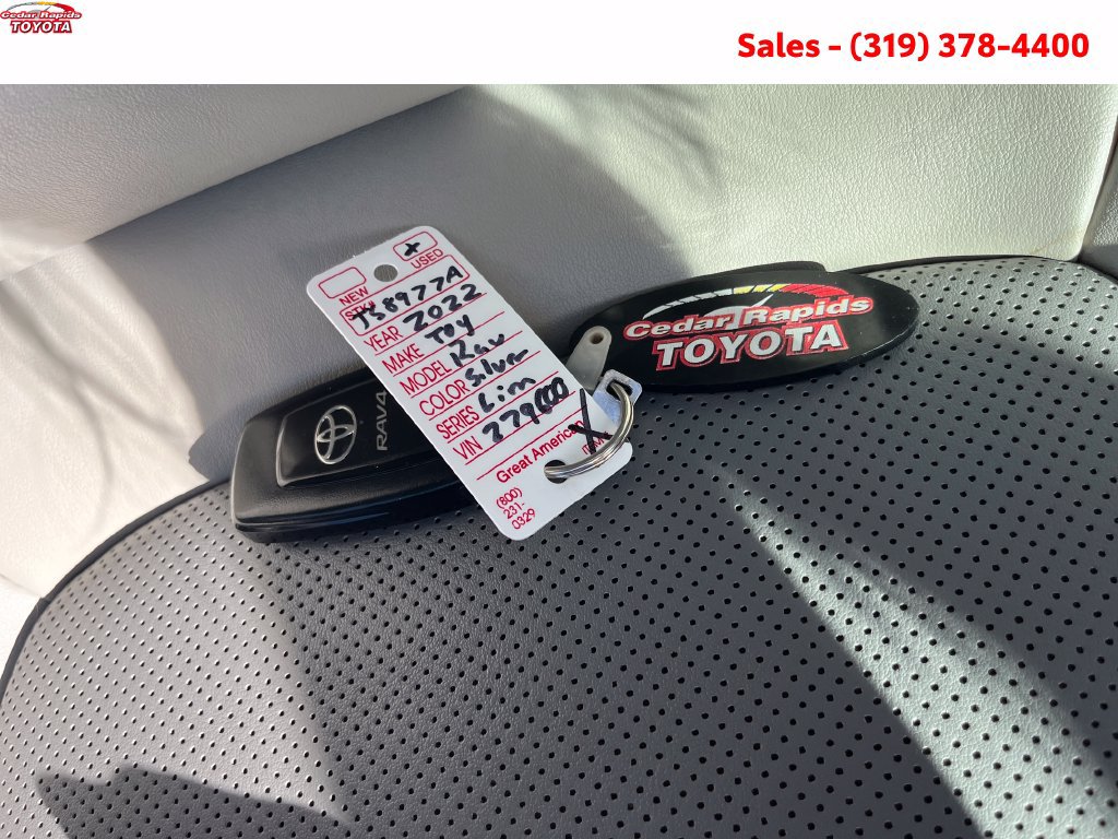 Certified 2022 Toyota RAV4 Limited AWD/4WD image 17