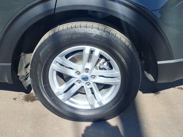 Used 2024 Ford Explorer XLT image 8