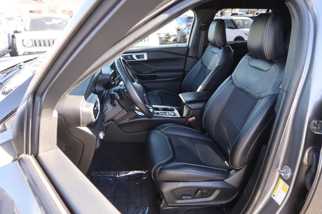 Used 2022 Ford Explorer ST image 9