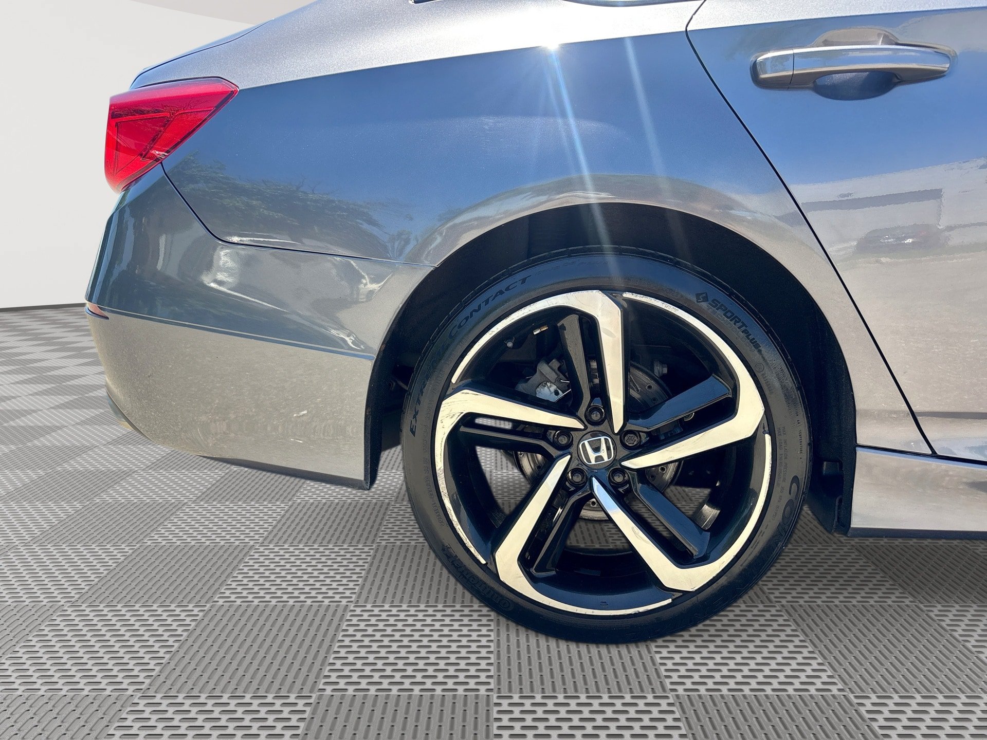 Used 2019 Honda Accord Sport image 29