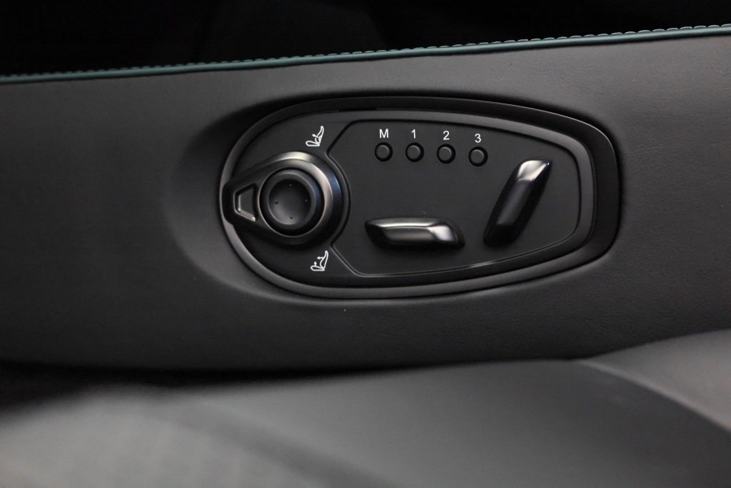 New 2025 Aston Martin V8 Vantage Coupe image 25